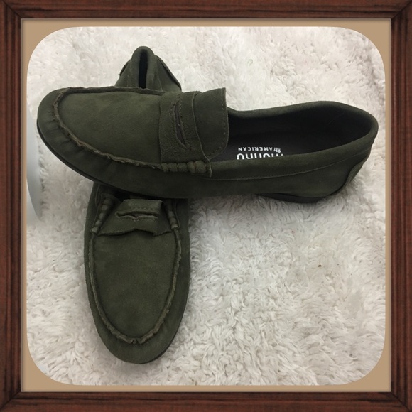 Munro Shoes - Munro American Olive green Suede Loafers EUC